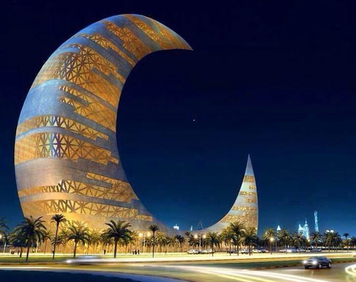 Gambar Desain Gedung Crescent Moon Tower, Dubai <em>(sumber: www.pinterest.com )</em>